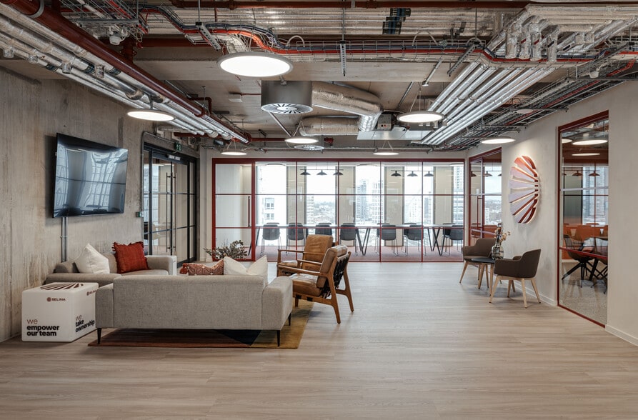 103-105 Bunhill Row, London to rent - Interior Photo - Image 3 of 130