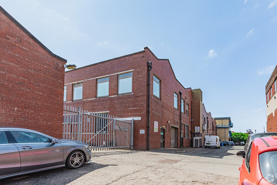 The Loan, South Queensferry to rent - Building Photo - Image 2 of 3