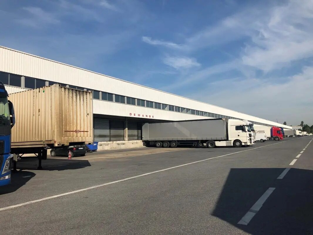 Garonor, Aulnay-sous-Bois to rent Building Photo- Image 1 of 6