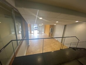 Retail in La Roca del Vallès, Barcelona to rent Interior Photo- Image 2 of 6