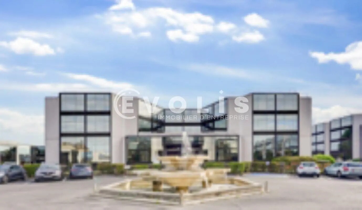 Office in Argenteuil to rent Building Photo- Image 1 of 3