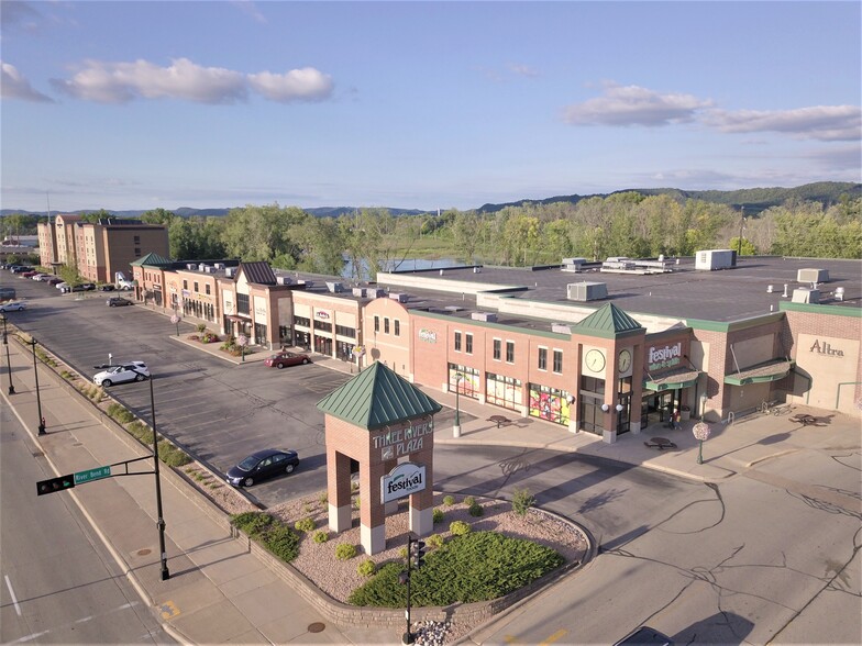 40 Copeland Ave, La Crosse, WI for sale - Aerial - Image 1 of 1