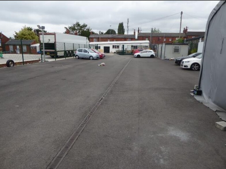 Dale Street, Ossett for sale - Primary Photo - Image 1 of 1