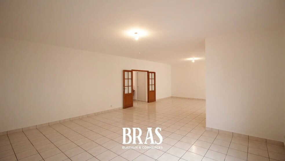 Office in Rezé to rent - Interior Photo - Image 3 of 13