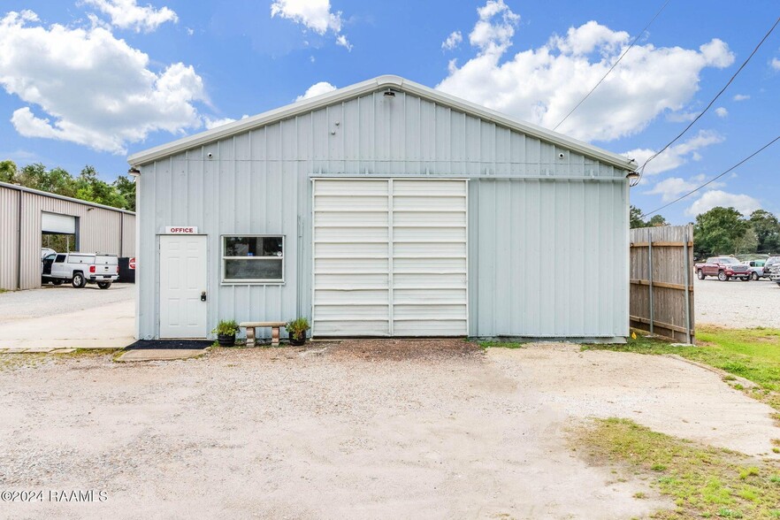 3720 Pinhook Rd, Broussard, LA for rent - Building Photo - Image 2 of 13