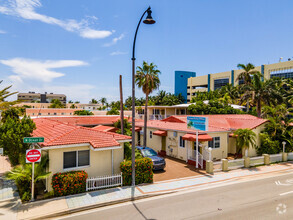 1701 N Ocean Dr, Hollywood, FL for sale Primary Photo- Image 1 of 8