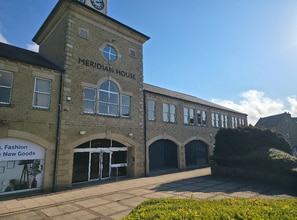6B Bradford Rd, Keighley to rent Building Photo- Image 1 of 1