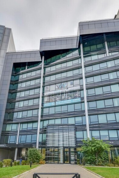 24 Quai Alphonse Le Gallo, Boulogne-Billancourt to rent - Building Photo - Image 2 of 25
