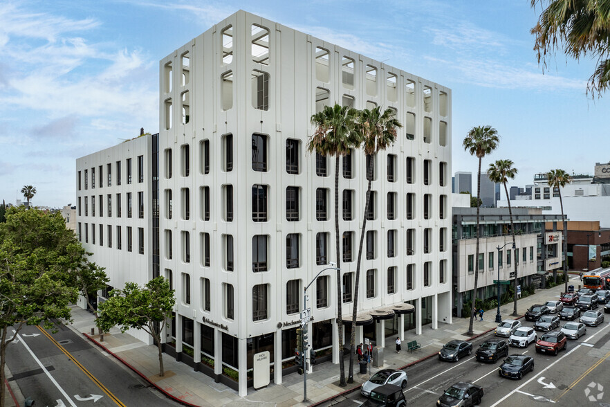 9300 Wilshire Blvd, Beverly Hills, CA for rent - Primary Photo - Image 1 of 23