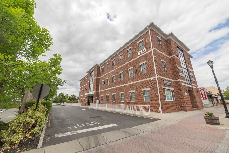 515 Wood Ave, Linden 07036 Valvano Professional Building UK