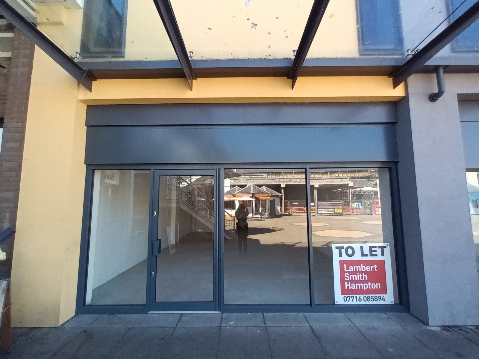 Market Walk, Newton Abbot to rent Building Photo- Image 1 of 2