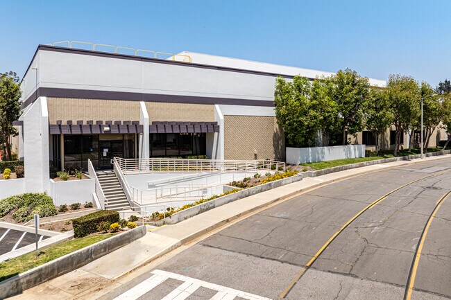 More details for 542 W Covina Blvd, San Dimas, CA - Light Industrial to Rent