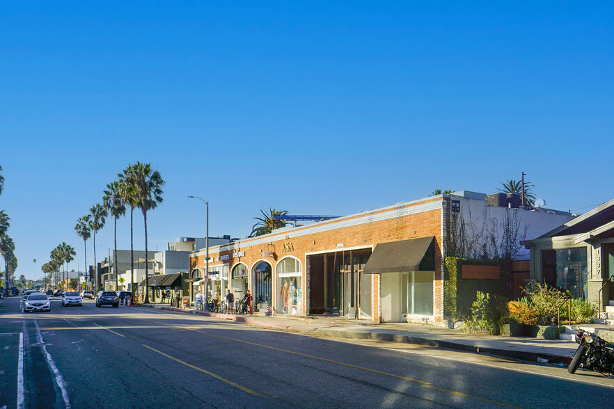 1327-1337 Abbot Kinney Blvd, Venice, CA for rent - Building Photo - Image 2 of 3