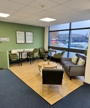 16 Cromarty Campus, Rosyth to rent Interior Photo- Image 2 of 6