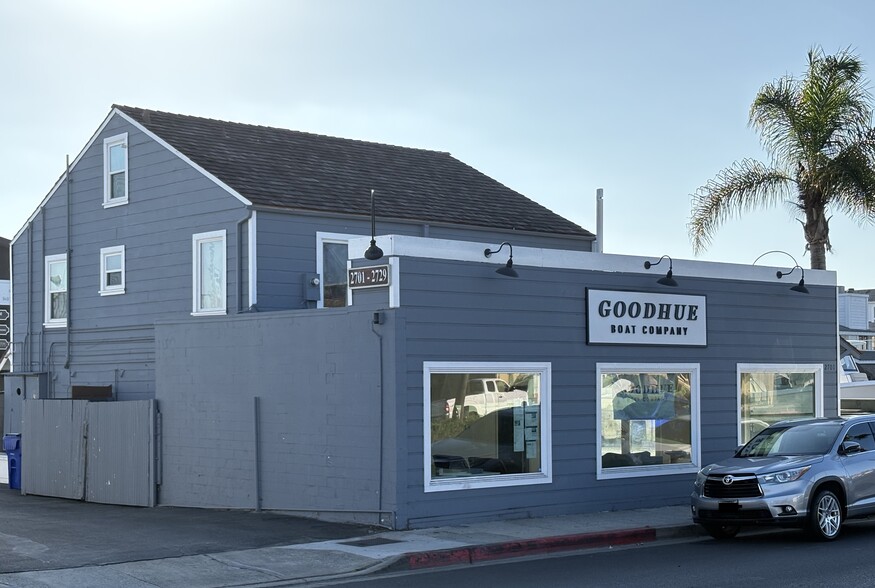 2701-2705 W Coast Hwy, Newport Beach, CA for rent - Building Photo - Image 2 of 9