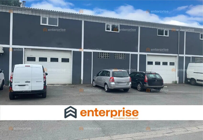 Light Industrial in Fretin to rent - Building Photo - Image 1 of 9