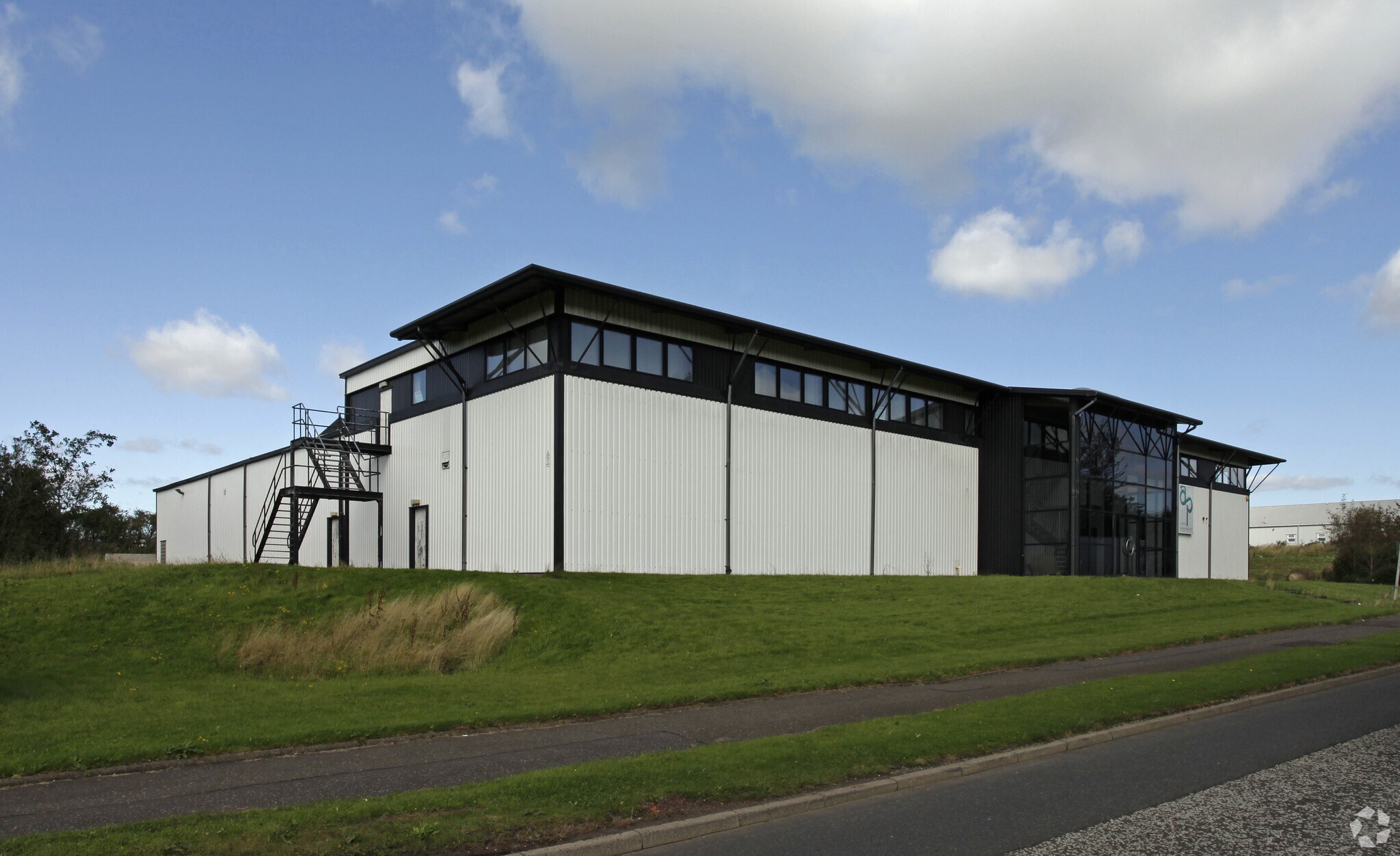 9 Caputhall Rd, Livingston for sale Primary Photo- Image 1 of 1