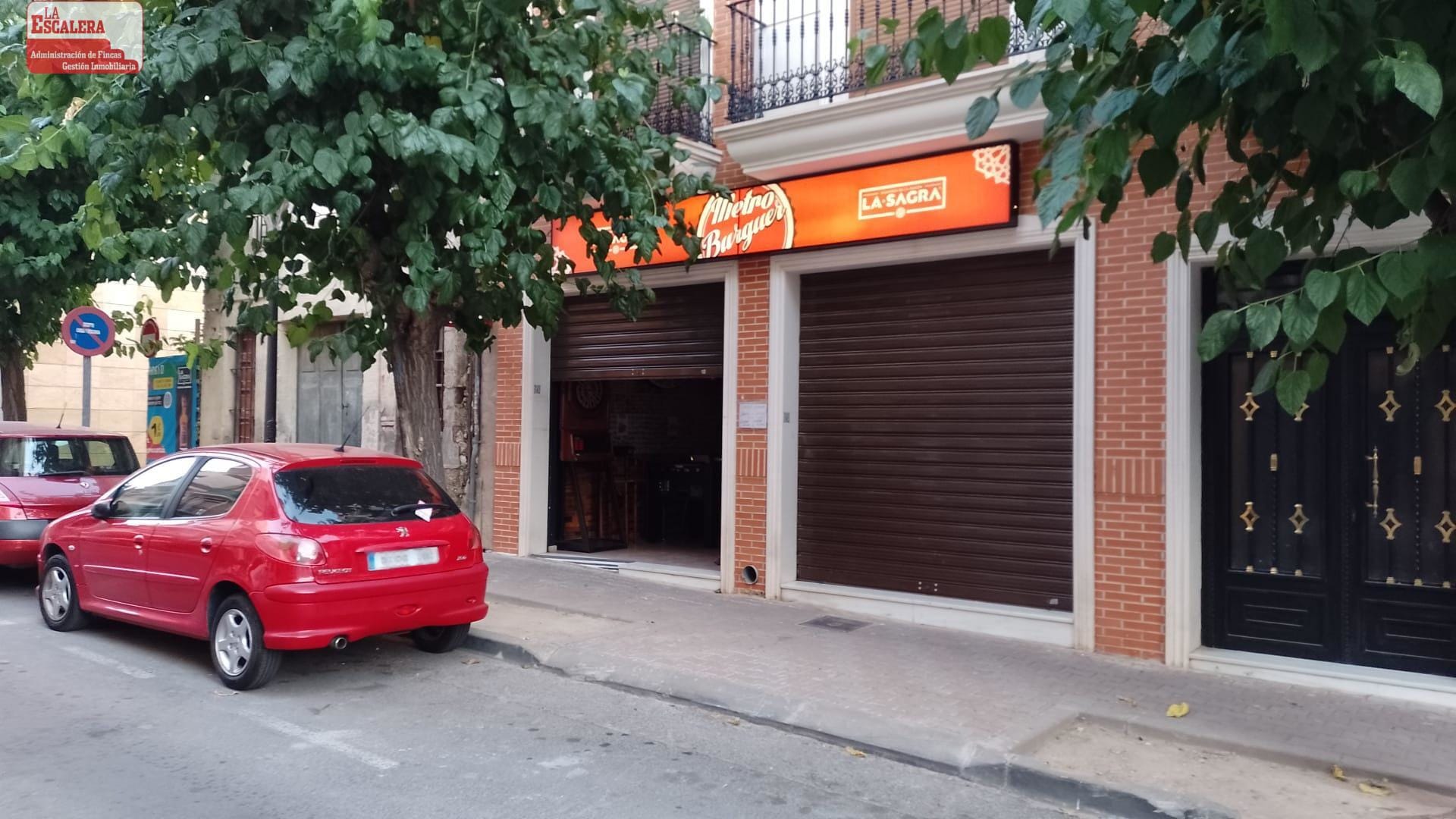 Retail in Ibi, Alicante to rent Interior Photo- Image 1 of 10