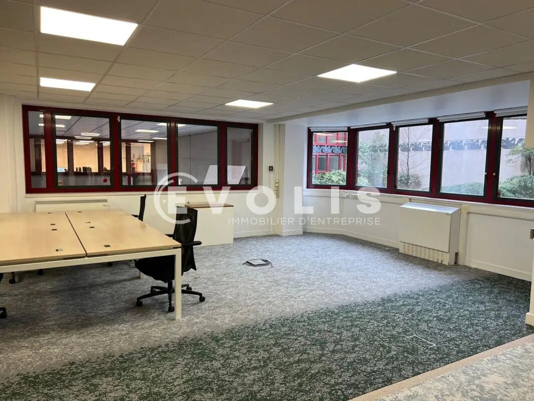 Office in Paris for sale Interior Photo- Image 1 of 9