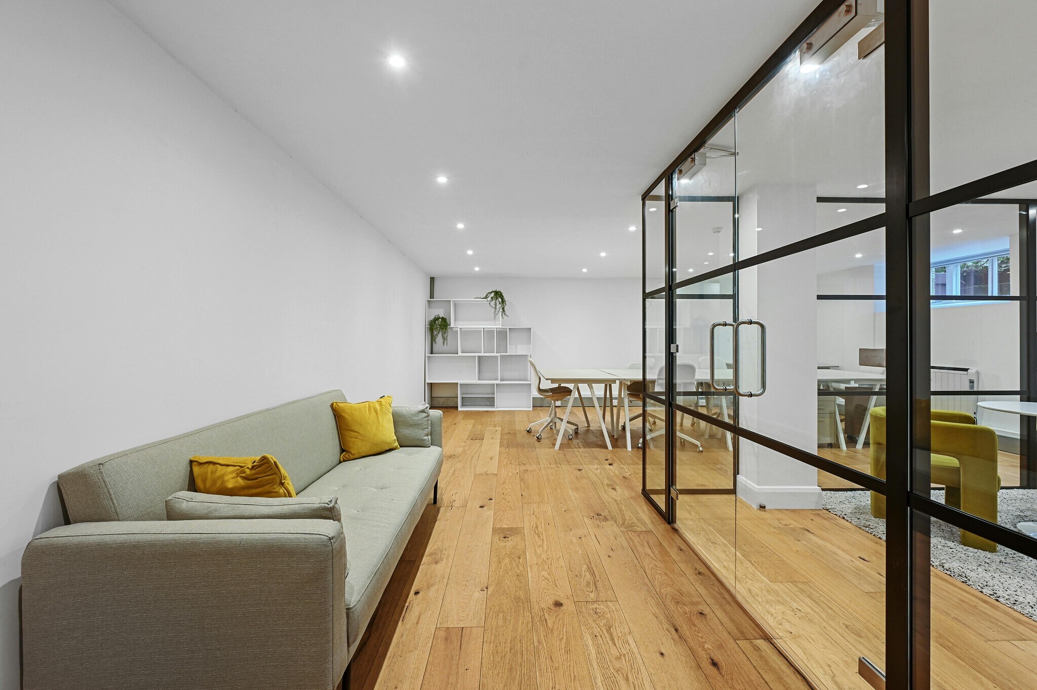 44-48 Wharf Rd, London to rent Interior Photo- Image 1 of 7