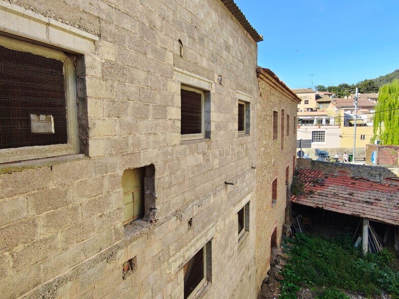 Industrial in Monistrol de Montserrat, Barcelona for sale - Building Photo - Image 2 of 46