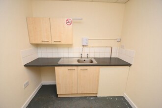 Mortimer Rise, Ossett to rent Interior Photo- Image 2 of 3