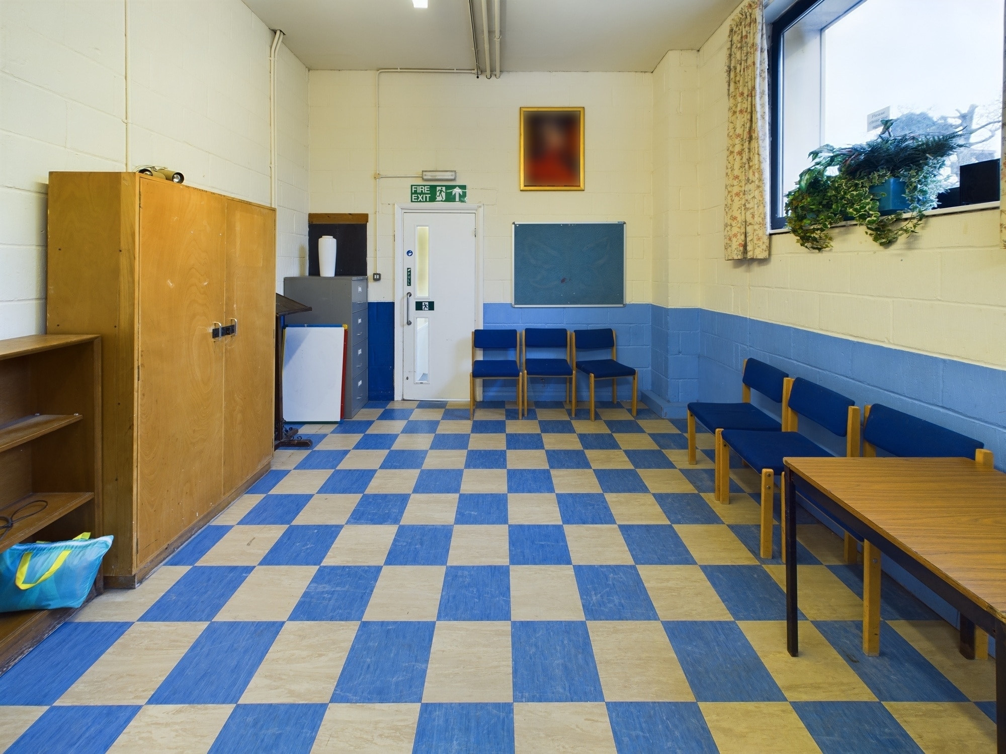 3 Lyonsdown Rd, Barnet to rent Interior Photo- Image 1 of 4