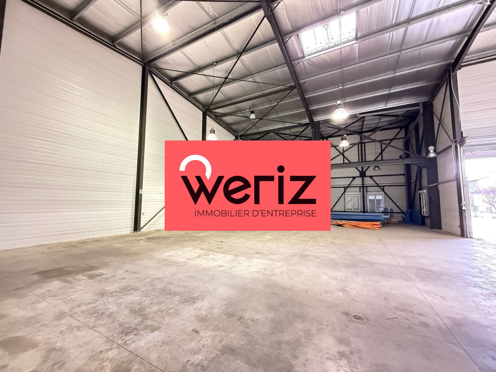 Light Industrial in Aubagne to rent Building Photo- Image 1 of 10