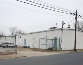 64 Oakland St, Trenton, NJ for sale Primary Photo- Image 1 of 1