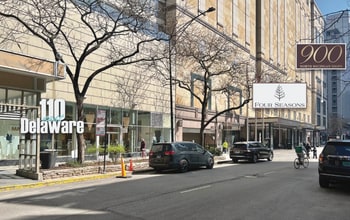 110 E Delaware Pl, Chicago, IL to rent Building Photo- Image 2 of 4