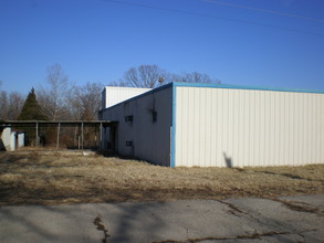 200 Enterprise Dr, Cuba, MO for sale Building Photo- Image 1 of 1