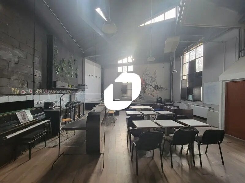 Location Bureaux 110 m² - Photo 1