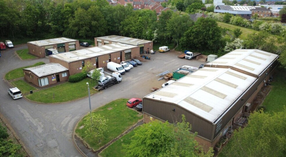 Adams Clos, Heanor to rent - Building Photo - Image 2 of 4