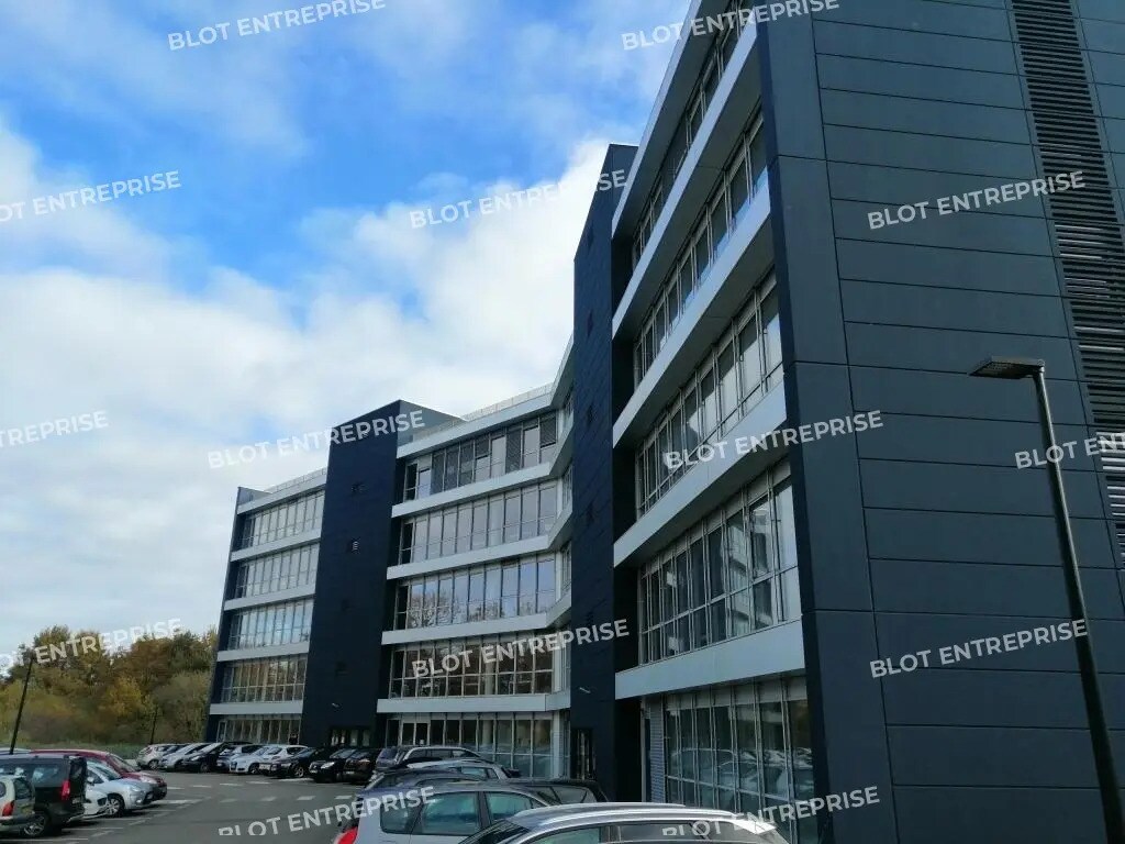 17 Rue Christian Pauc, Nantes to rent Building Photo- Image 1 of 4