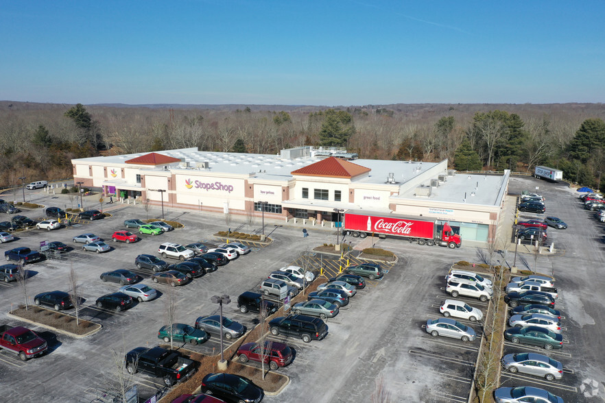 91 Voluntown Rd, Pawcatuck, CT for rent - Aerial - Image 2 of 4