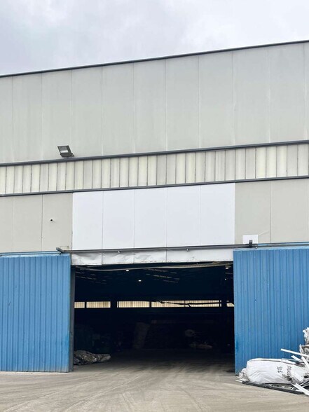 Industrial in Parets del Vallès, Barcelona to rent - Building Photo - Image 1 of 8
