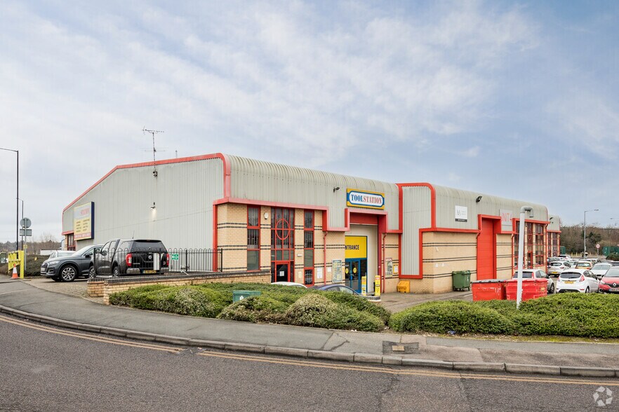 Dundee Way, Enfield for sale - Building Photo - Image 1 of 1