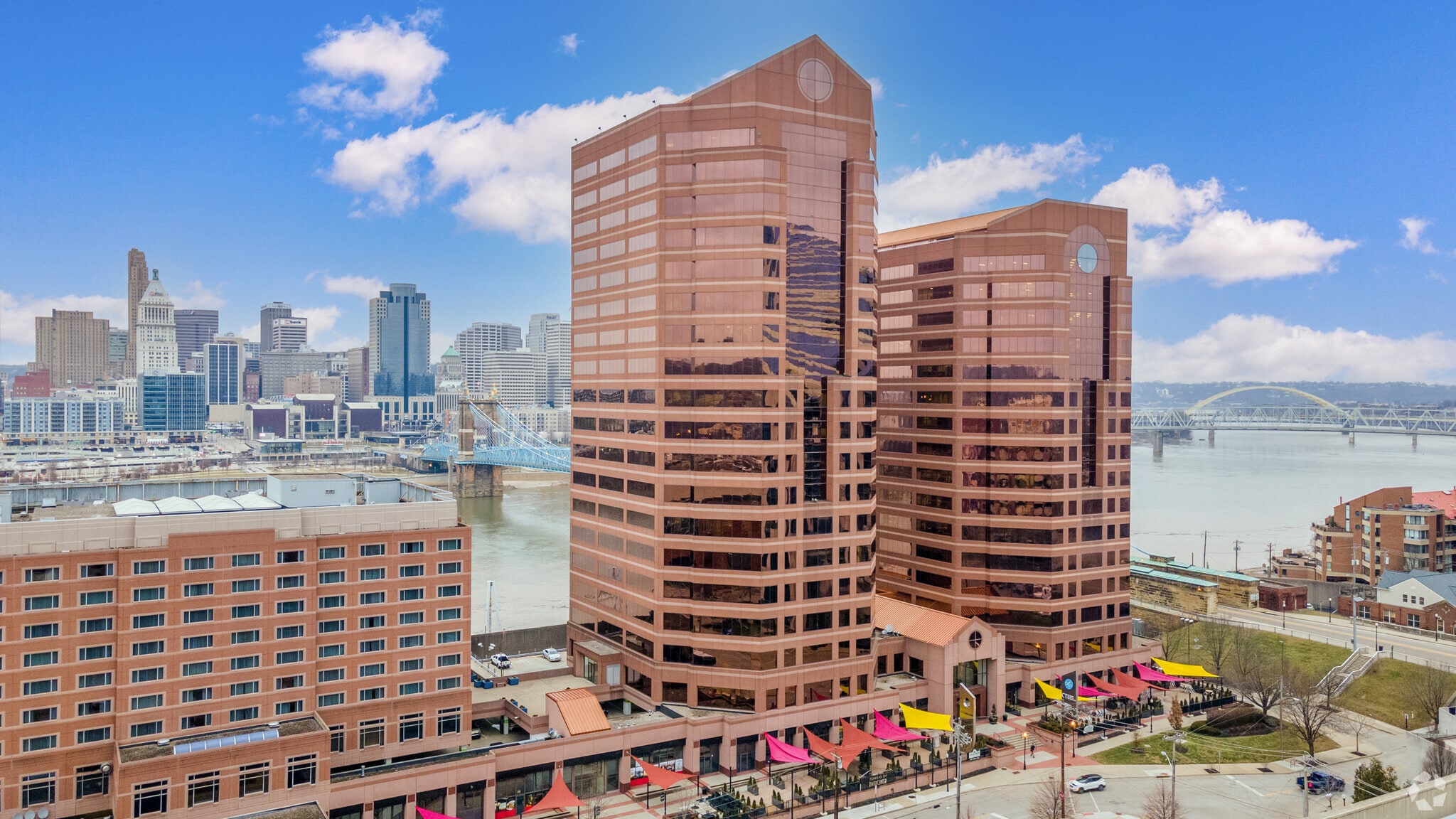 50 E Rivercenter Blvd, Covington, KY to rent Primary Photo- Image 1 of 19