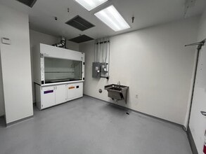 319 N Bernardo Ave, Mountain View, CA to rent Building Photo- Image 1 of 2