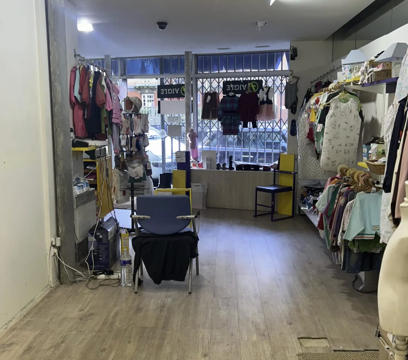 Avenue Jean Jaurès, Suresnes to rent Interior Photo- Image 1 of 4