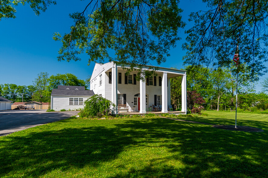 799 Whitthorne St, Shelbyville, TN for sale - Building Photo - Image 3 of 72