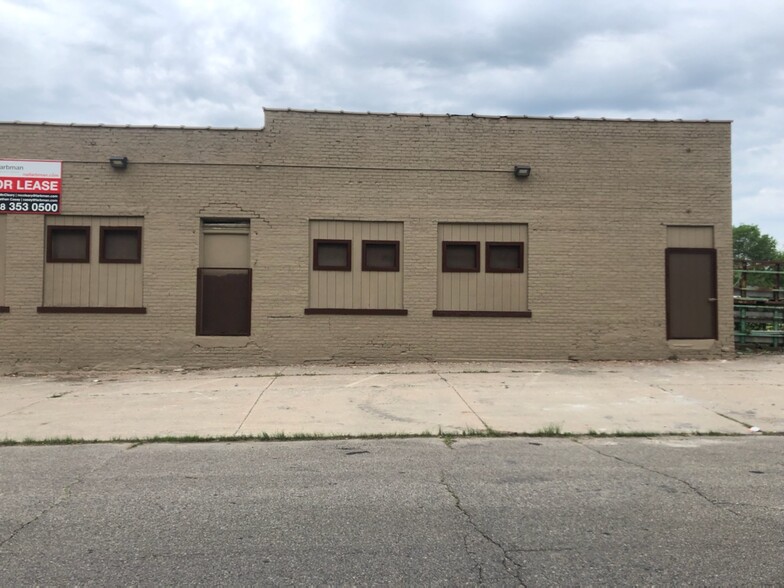 1205 Beaufait St, Detroit, MI for rent - Building Photo - Image 2 of 2