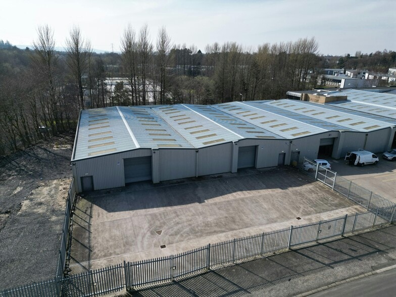 33 Carron Pl, East Kilbride to rent - Building Photo - Image 2 of 5