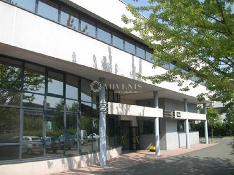 23 Rue Des Poiriers, Plaisir to rent Building Photo- Image 1 of 6