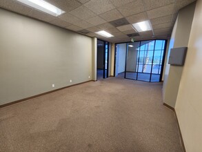 15206 Ventura Blvd, Sherman Oaks, CA for rent Interior Photo- Image 1 of 10