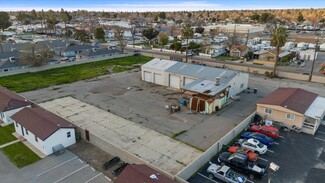 More details for 141 N Chester Ave, Bakersfield, CA - Retail for Sale