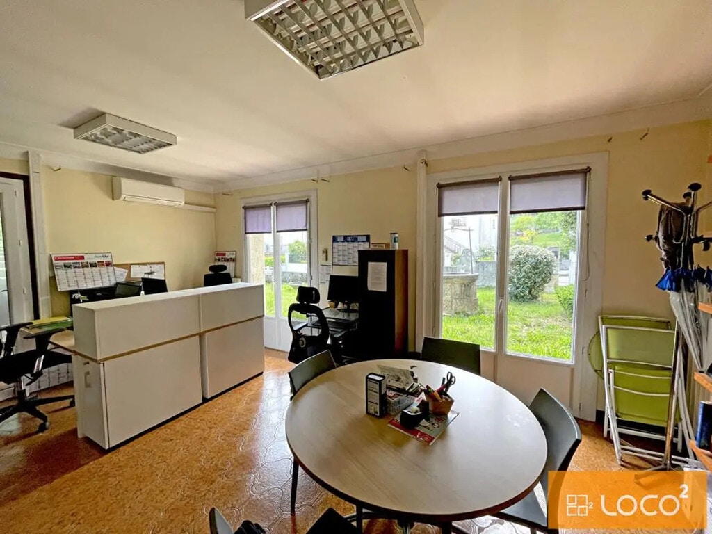 Vente Bureaux 231 m² - Photo 1