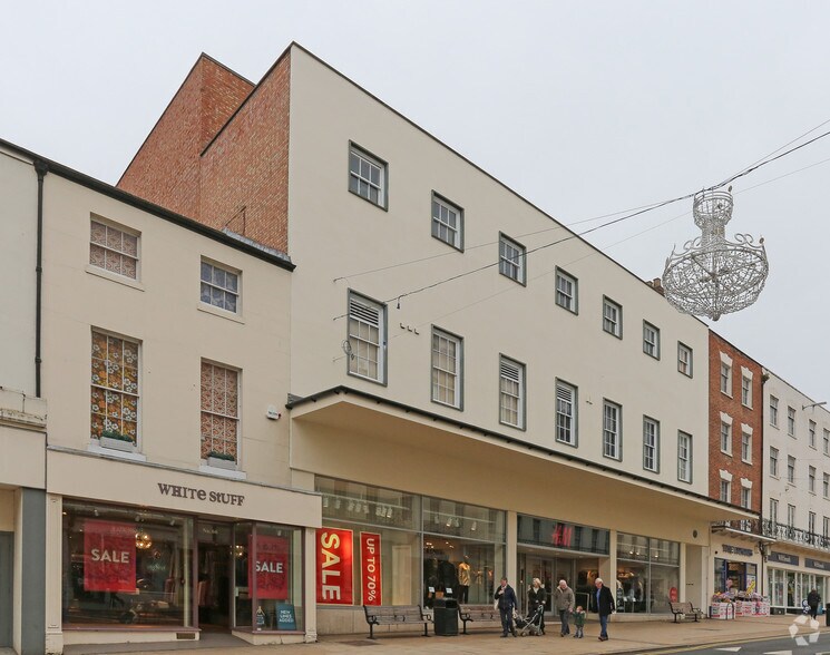 Retail in Leamington Spa for sale - Primary Photo - Image 1 of 1