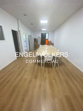 Retail in Barcelona, Barcelona to rent Interior Photo- Image 2 of 6
