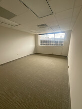 1718-1720 NW Peachtree St, Atlanta, GA for rent Interior Photo- Image 2 of 3